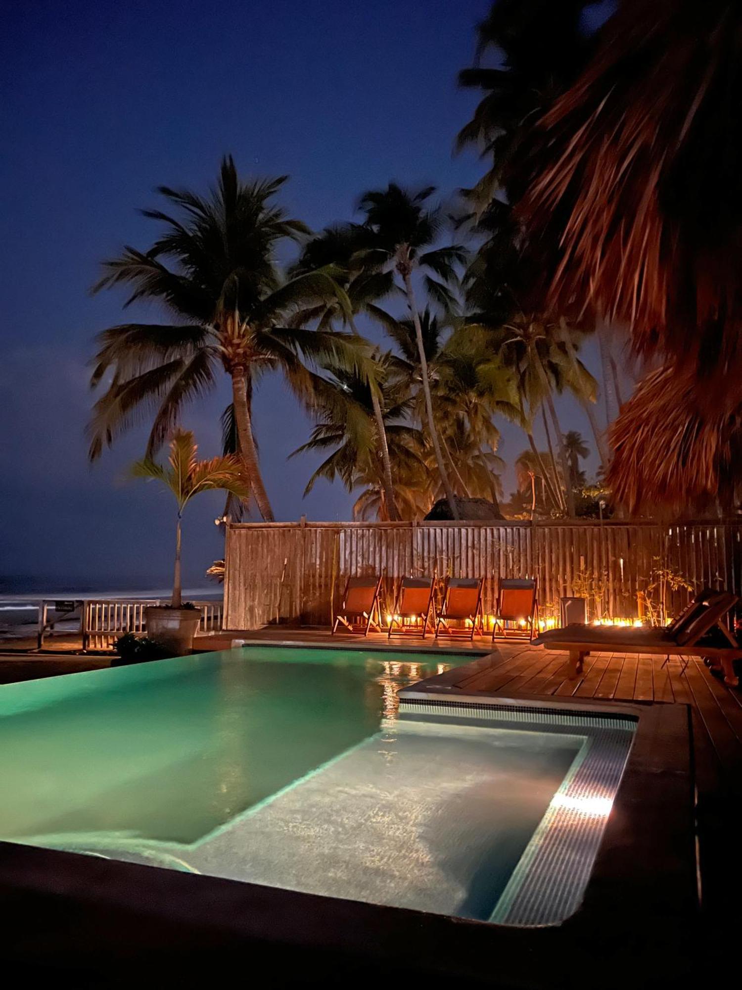 Almare Zonte - Beachfront Glamping Hotel الزونت المظهر الخارجي الصورة