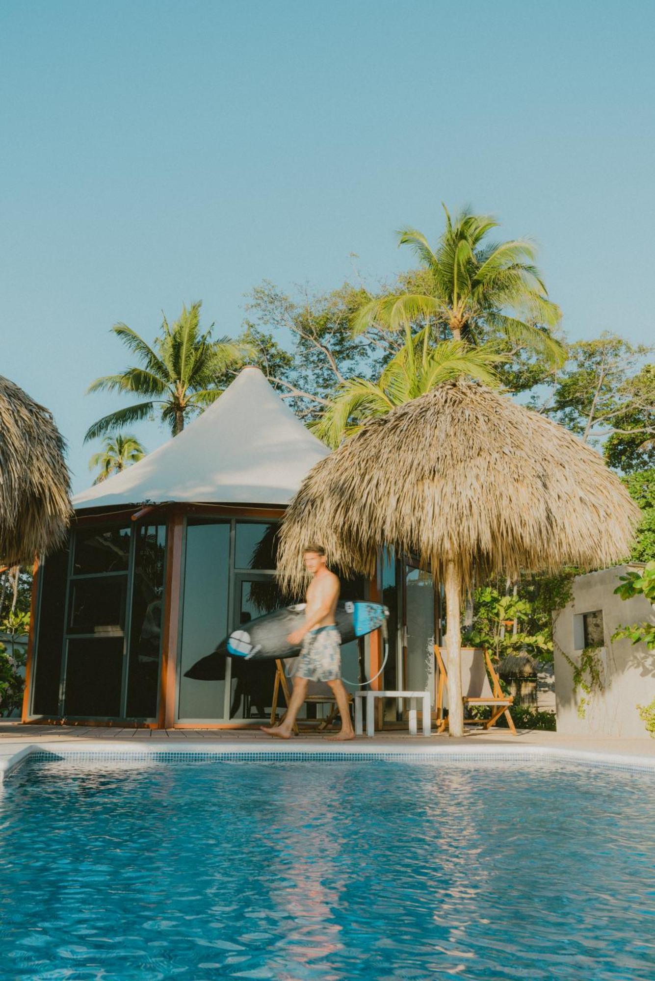 Almare Zonte - Beachfront Glamping Hotel الزونت المظهر الخارجي الصورة